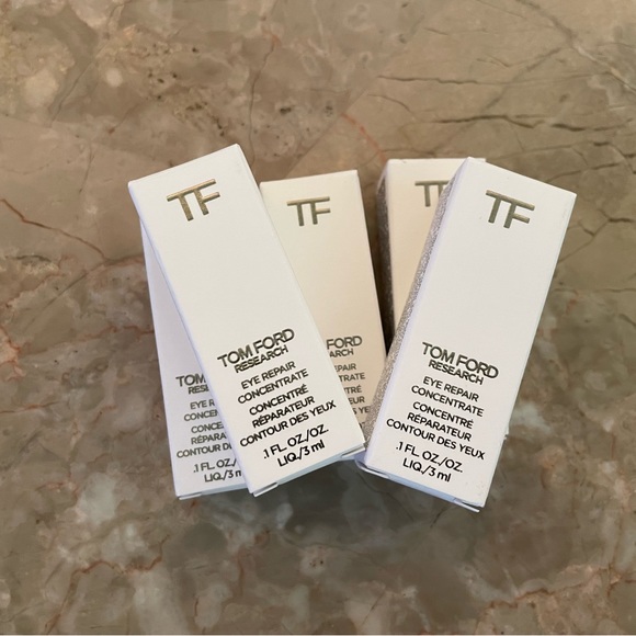Tom Ford Eye Repair Concentrate 15ml SOLD OUT ONLINE $265 for 15ml - Picture 2 of 4